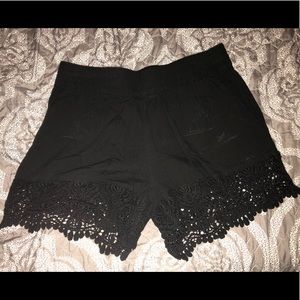 H&M lace short